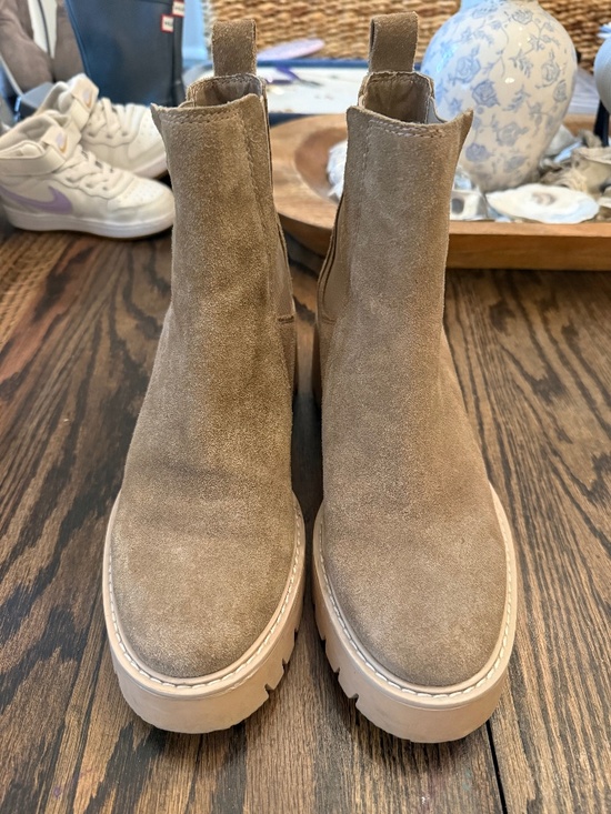 Dolce Vita Shoes - Dolce Vida suede tan platform boots